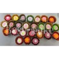 Макаруны с буквами